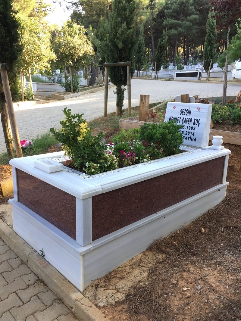Bir Kişilik Gövde Granit Mezar Modeli - Görsel 3